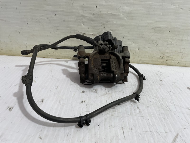 Recambio de pinza de freno trasera izquierda para volkswagen golf vii lim. (5g1) comfortline bluemotion referencia OEM IAM 5G061