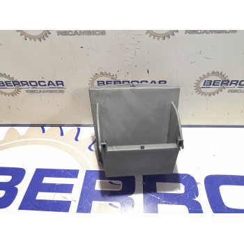 Recambio de guantera para kia carens 2.0 turbodiesel cat referencia OEM IAM 0K2FA64320  