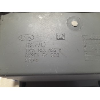 Recambio de guantera para kia carens 2.0 turbodiesel cat referencia OEM IAM 0K2FA64320  