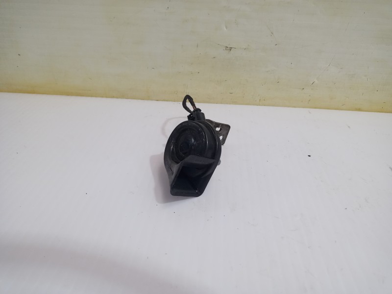 Recambio de claxon para volkswagen polo (6c1) a-polo referencia OEM IAM 6R0951223B  