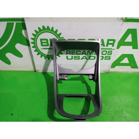 Recambio de moldura para peugeot 307 (s1) xn referencia OEM IAM 9636013877  