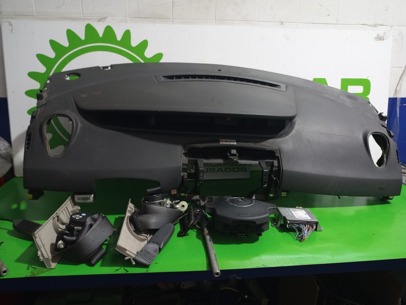 Recambio de kit airbag para renault scenic ii grand emotion referencia OEM IAM 8200412045  