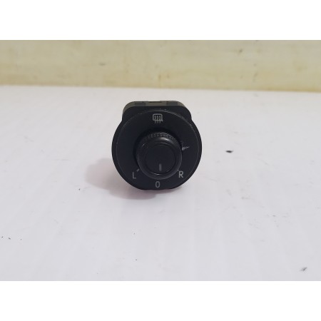 Recambio de mando retrovisor para volkswagen polo (6c1) a-polo referencia OEM IAM 6C1959565  