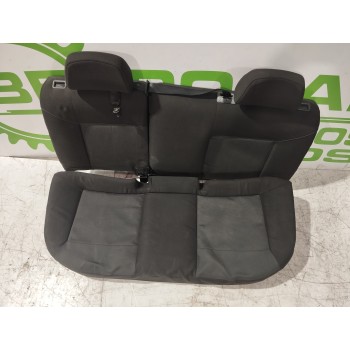 ASIENTOS TRASEROS 13148135 / 13146982 