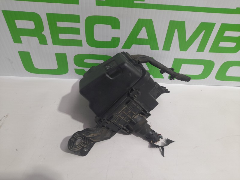 Recambio de caja reles / fusibles para citroën c3 1.4 hdi referencia OEM IAM 9659741780  