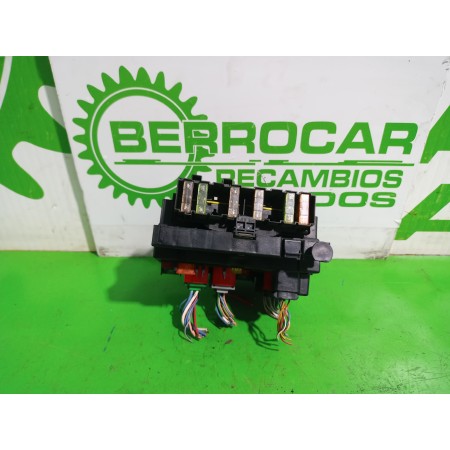 Recambio de caja reles / fusibles para peugeot 307 (s1) xn referencia OEM IAM 9644038780  