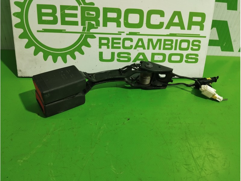 Recambio de enganche cinturon para citroën c4 picasso 1.6 16v hdi fap referencia OEM IAM 305632010AC  