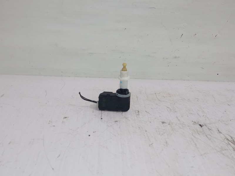 Recambio de motor regulacion faros para volkswagen passat lim. (362) advance bluemotion referencia OEM IAM 1Q0941295  