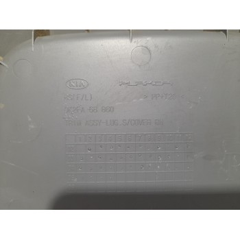 Recambio de moldura lateral para kia carens 2.0 turbodiesel cat referencia OEM IAM 0K2FA66860  