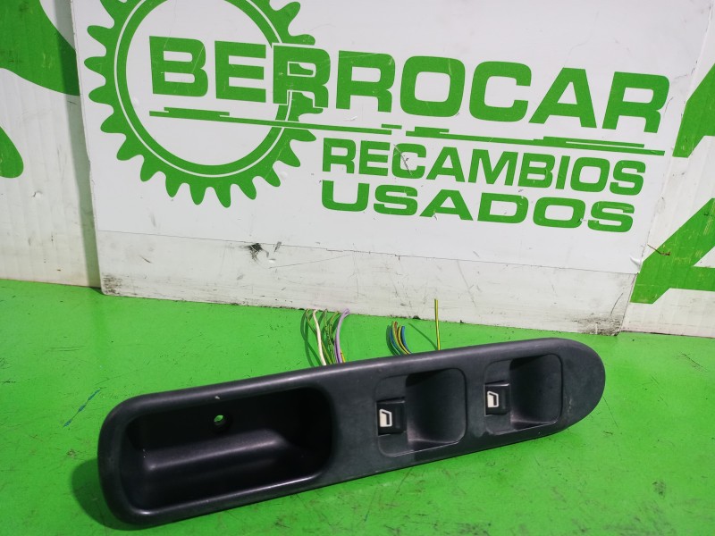 Recambio de mando elevalunas delantero izquierdo para peugeot 307 (s1) xn referencia OEM IAM 6554E9  