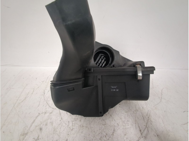 Recambio de caja filtro aire para bmw 1 (e87) 120 d referencia OEM IAM 70316826  