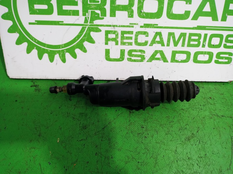 Recambio de bombin embrague para citroën c5 break 2.0 hdi referencia OEM IAM 218205  