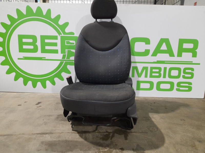 Recambio de asiento delantero izquierdo para citroën c3 1.4 hdi referencia OEM IAM 8845NG  