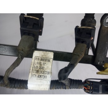 Recambio de rampa inyectora para chevrolet matiz s referencia OEM IAM 96658184  