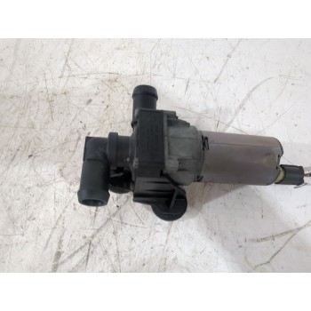 Recambio de bomba agua para bmw 1 (e87) 120 d referencia OEM IAM 6411692824602  