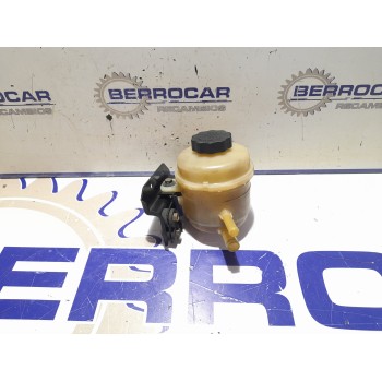 Recambio de bote liquido direccion para kia carens 2.0 turbodiesel cat referencia OEM IAM 0K2KB-3269XA  