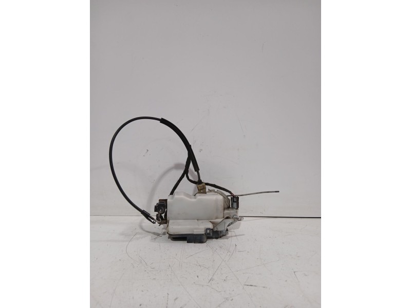 Recambio de cerradura puerta delantera izquierda para seat ibiza ii (6k1) 1.9 sdi referencia OEM IAM 6K4837015D  