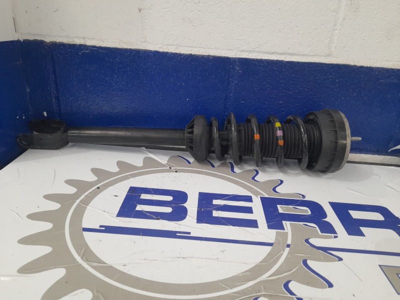 Recambio de amortiguador delantero derecho para jaguar xe 2.0 diesel cat referencia OEM IAM GX7318B037MC  
