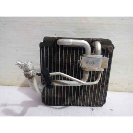 Recambio de evaporador aire acondicionado para kia carnival ii 2.9 crdi lx referencia OEM IAM K56E61C02A  