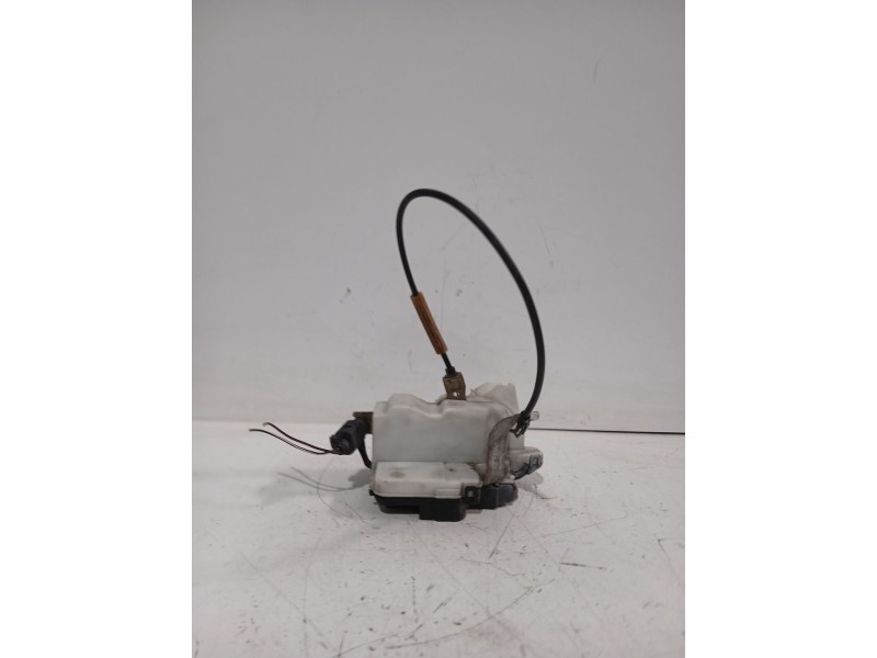 Recambio de cerradura puerta trasera izquierda para seat ibiza ii (6k1) 1.9 sdi referencia OEM IAM 6K4839015G  