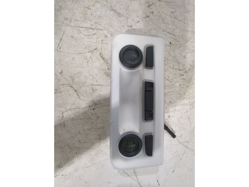 Recambio de luz interior para bmw 1 (e87) 120 d referencia OEM IAM 68296005  