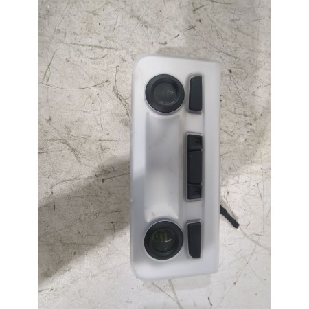 Recambio de luz interior para bmw 1 (e87) 120 d referencia OEM IAM 68296005  