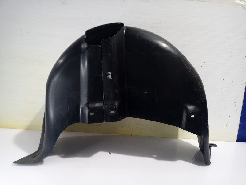 Recambio de paso rueda trasero izquierdo para volkswagen polo (6c1) a-polo referencia OEM IAM 6R0810971  