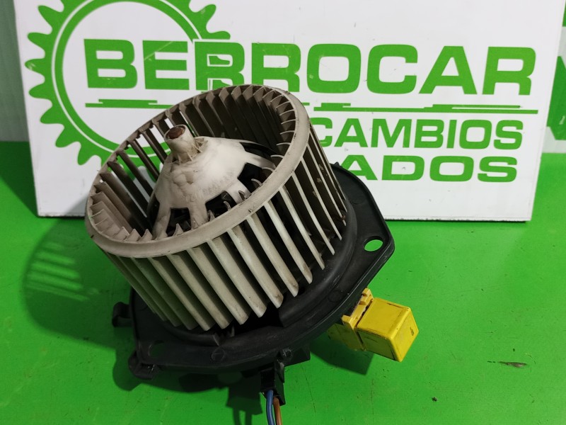 Recambio de motor calefaccion para iveco daily caja cerrada (1999 =>) 2.8 diesel cat referencia OEM IAM 5706302  