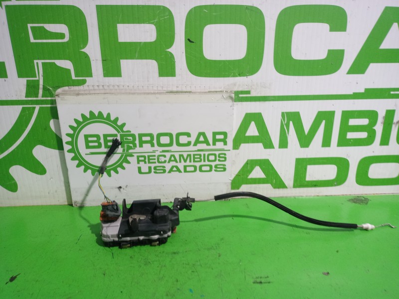 Recambio de cerradura puerta trasera derecha para peugeot 307 (s1) xn referencia OEM IAM 9138A4  