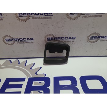 MOLDURA LATERAL 9809921677 