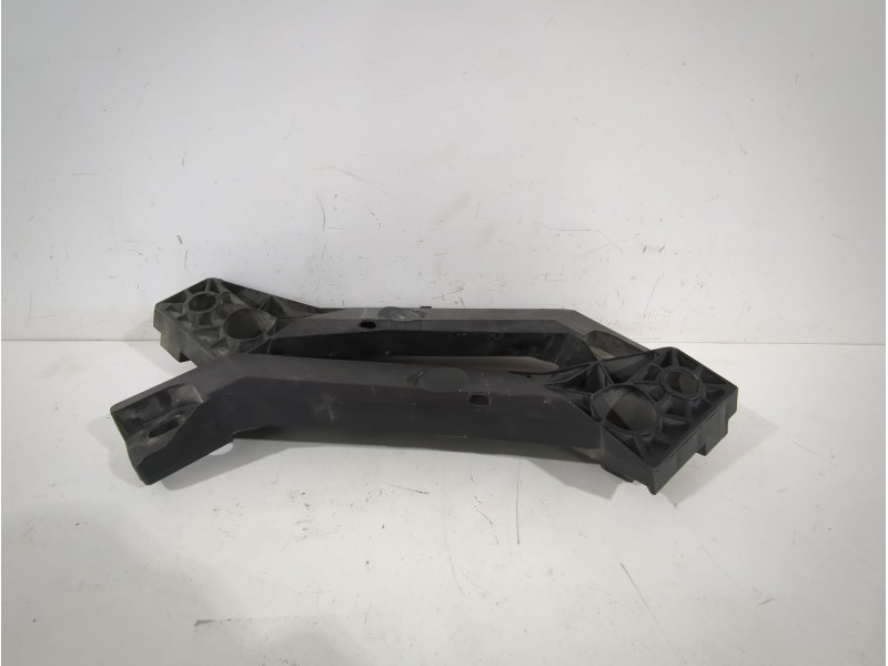 Recambio de soporte faro para opel vivaro referencia OEM IAM 9386891100  