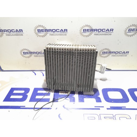 Recambio de radiador calefaccion / aire acondicionado para kia carens 2.0 turbodiesel cat referencia OEM IAM 0K2FA61J10  