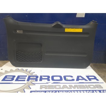 Recambio de guarnecido porton trasero para toyota rav 4 2.2 d-4d cat referencia OEM IAM 6775042020  