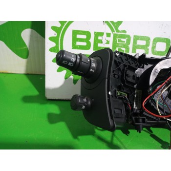 Recambio de mando multifuncion para renault scenic ii grand emotion referencia OEM IAM 8200127728  