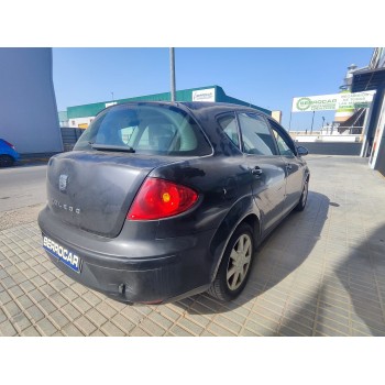 seat toledo (5p2) del año 2004