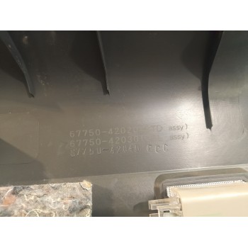 Recambio de guarnecido porton trasero para toyota rav 4 2.2 d-4d cat referencia OEM IAM 6775042020  