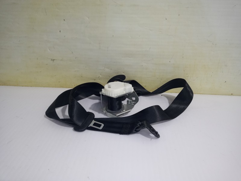 Recambio de cinturon seguridad trasero izquierdo para volkswagen polo (6c1) a-polo referencia OEM IAM 34066879A  