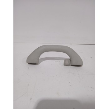 ASIDERO TECHO TRASERO DERECHO 5P0857607B 