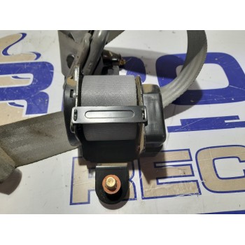 Recambio de cinturon de seguridad trasero izquierdo para kia carens 2.0 turbodiesel cat referencia OEM IAM ADC2130  