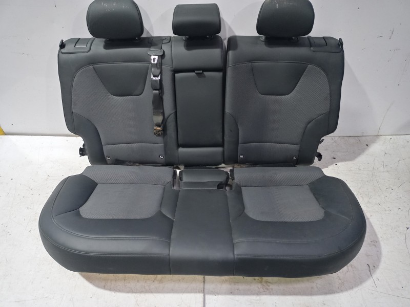 Recambio de asiento trasero para kia niro (sg2) hybrid concept referencia OEM IAM 89100AT620AWZ  
