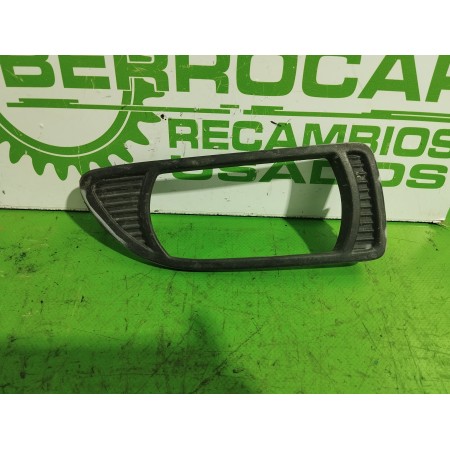 Recambio de moldura para kia carnival 2.9 crdi cat referencia OEM IAM 865134D010  