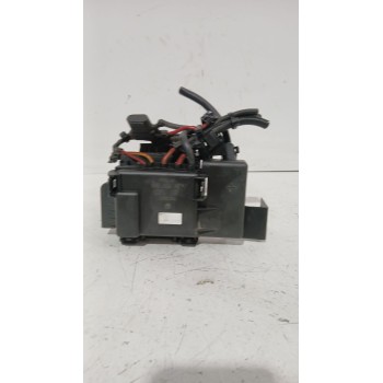 CAJA RELES / FUSIBLES 6N0937550 