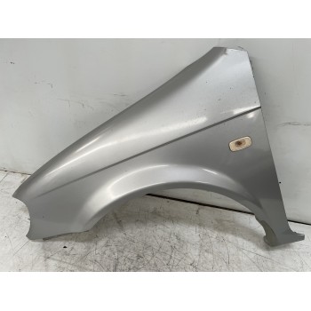 Recambio de aleta delantera izquierda para kia carnival ii 2.9 crdi lx referencia OEM IAM K55A52211  