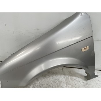 Recambio de aleta delantera izquierda para kia carnival ii 2.9 crdi lx referencia OEM IAM K55A52211  