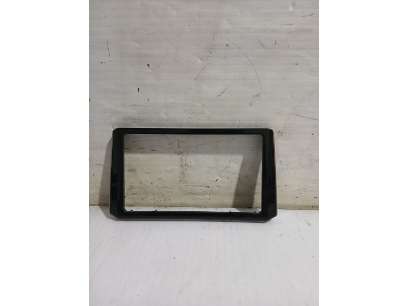 Recambio de moldura para toyota corolla station wagon (_e21_) 1.8 hybrid (zwe211) referencia OEM IAM 5541202790  