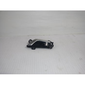 MANETA INTERIOR TRASERA IZQUIERDA 82610AT000 