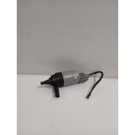 Recambio de bomba limpia para bmw 1 (e87) 120 d referencia OEM IAM 67127302588  23557610