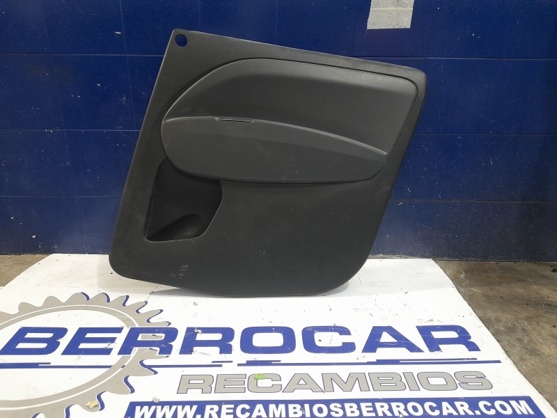 Recambio de guarnecido puerta trasera derecha para fiat doblo ii (152) referencia OEM IAM 735470467  