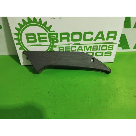 Recambio de molduras delanteras para iveco daily caja cerrada (1999 =>) 2.8 diesel cat referencia OEM IAM 500316829  