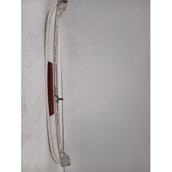 Recambio de aleron trasero para seat ibiza ii (6k1) 1.9 sdi referencia OEM IAM 6K6827933E  